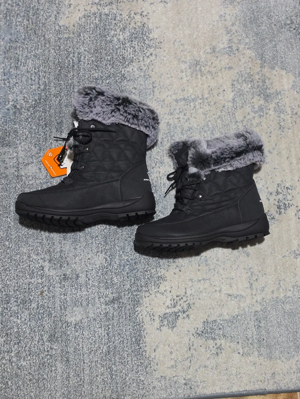 ARTIC SHIELD Women’s Black Winter Snow Boots with Faux Fur Collar Size 9